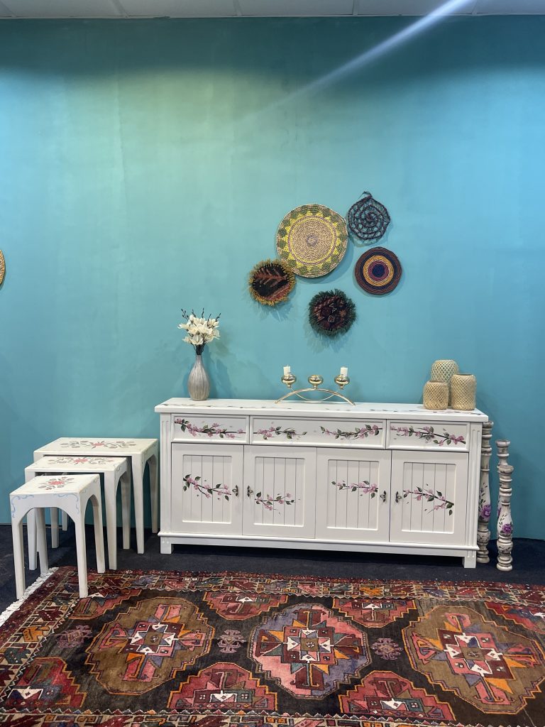 ست میز کنسول و میز جلو مبلی چوبی