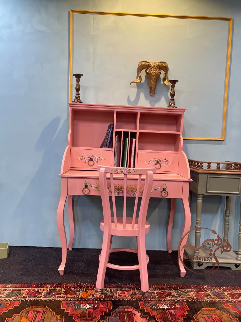 میز تحریر مدرن