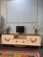 میز تلویزیون لاکچری