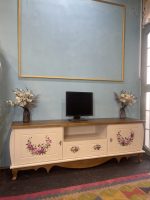 میز تلویزیون لاکچری