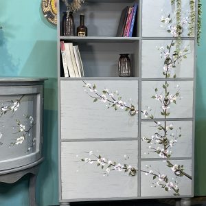 کتابخانه چوبی ساده و شیک