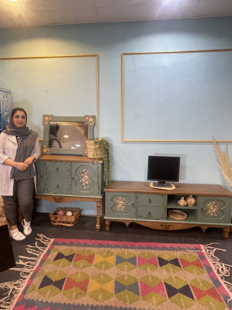 ست میز تلویزیون و کنسول کلاسیک