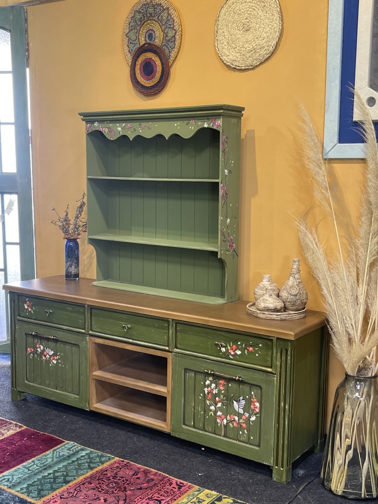 ست میز تیوی و شلف دیواری