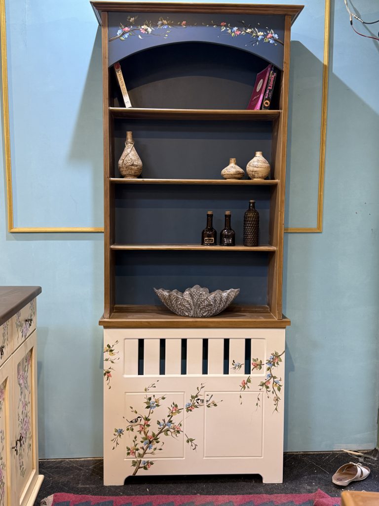 کتابخانه چوبی