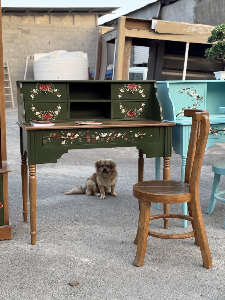 میز تحریر مدرن