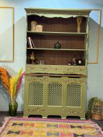 کاور شوفاژ و کافیبار چوبی