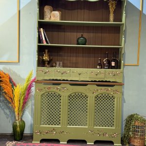 کاور شوفاژ و کافیبار چوبی