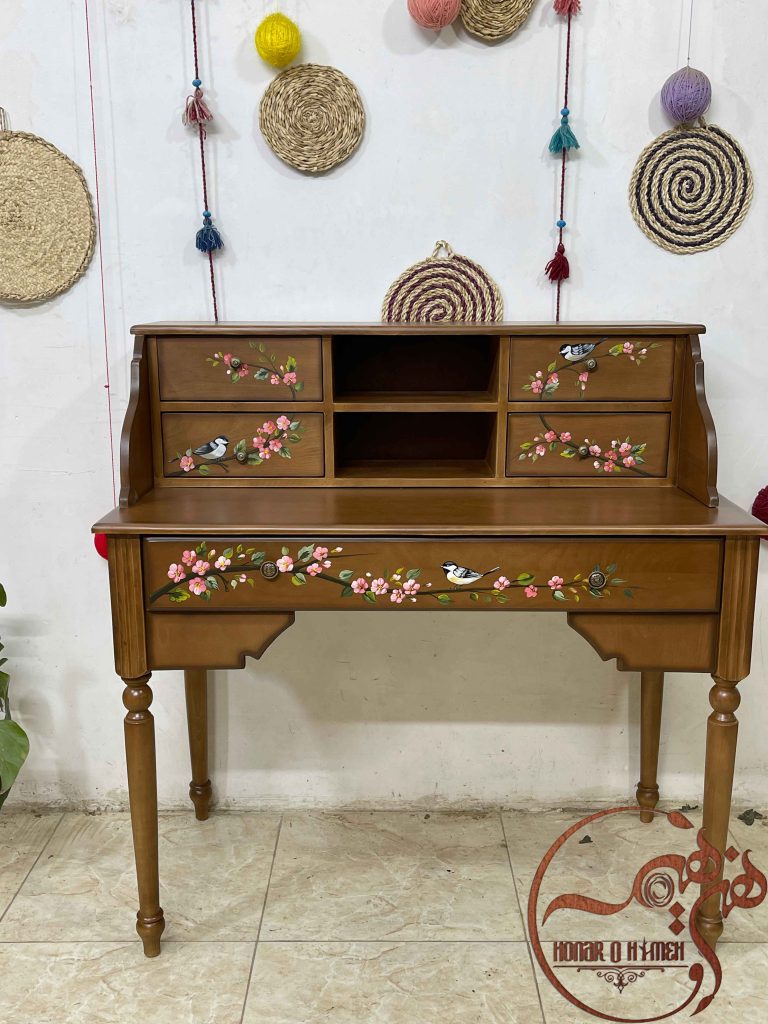 میز تحریر مدرن