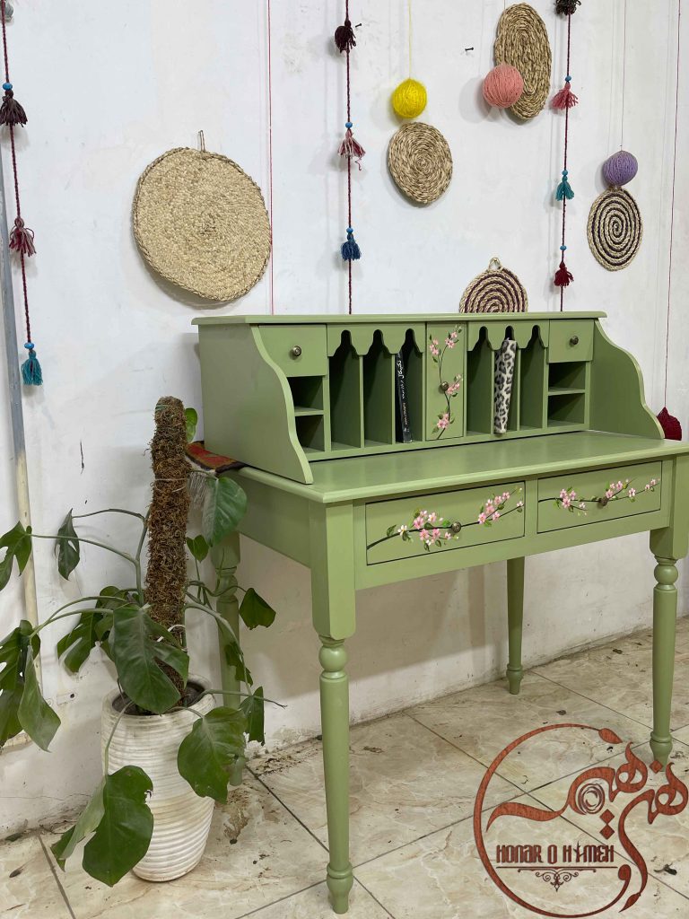 میز تحریر دخترانه