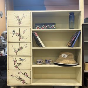 کتابخانه چوبی