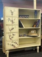 کتابخانه چوبی