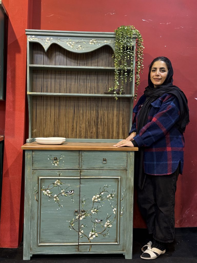 کافی بار چوبی خانگی