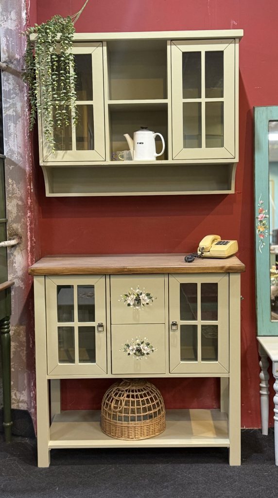 کافی بار چوبی