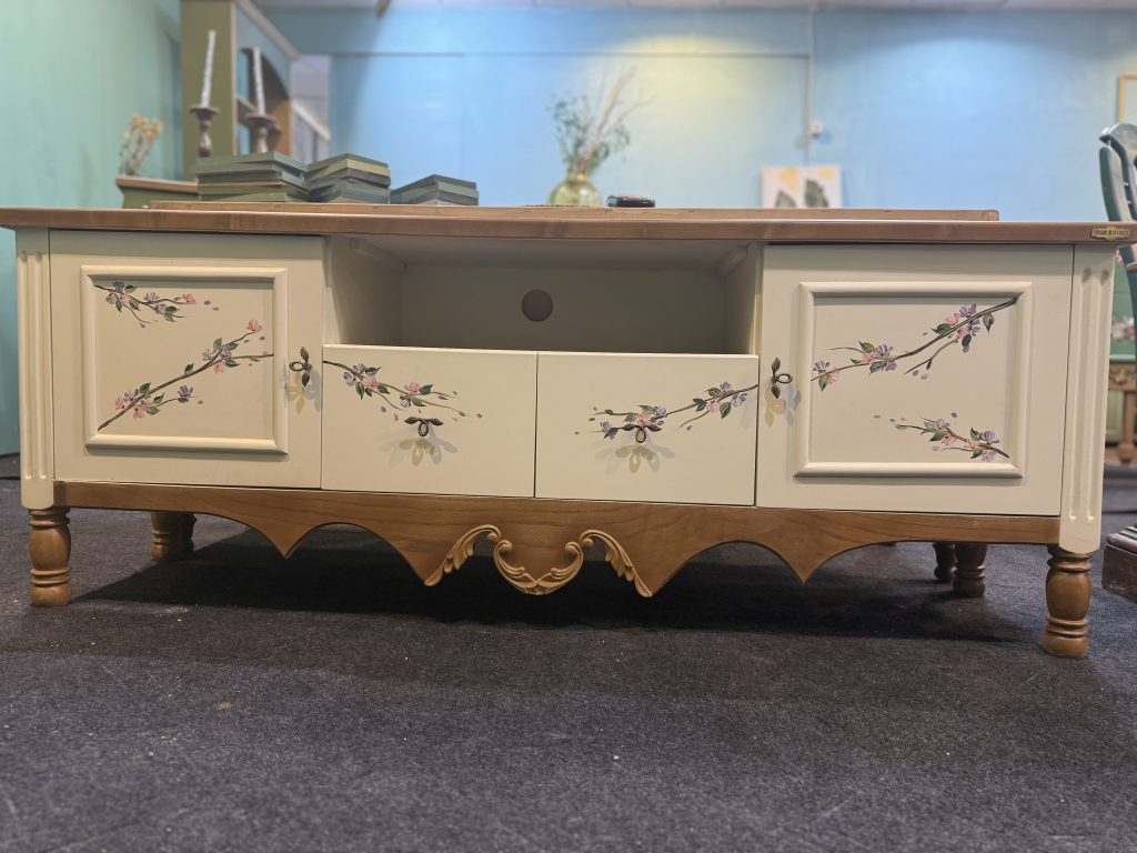 میز تلویزیون چوبی شیک